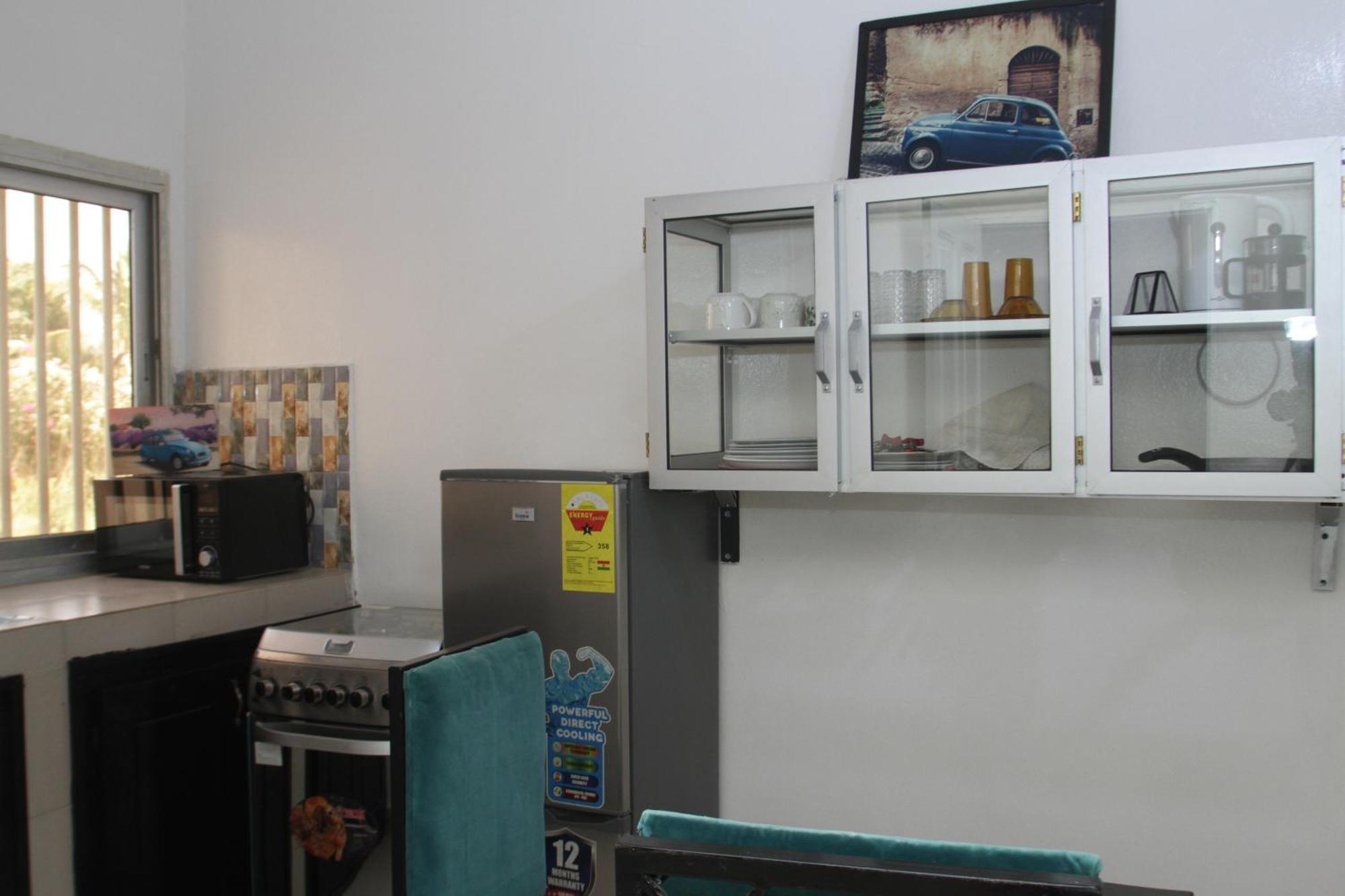 " Le Nid Douillet ", Un Fabuleux Studio, Calme, Cosy Et Bien Climatise Au Centre De Saly Extérieur photo